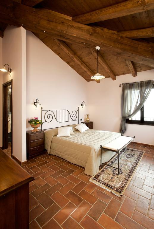 Ca Nova Del Tenente Hotel Monteveglio Cameră foto